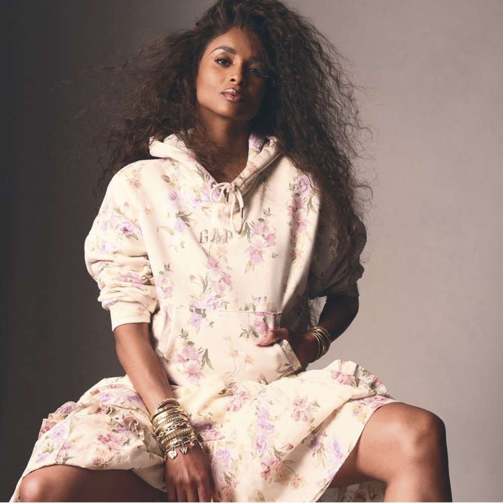 GAP x Love Shack Fancy Floral Crop Logo Hoodie Women’s Sz M NWT